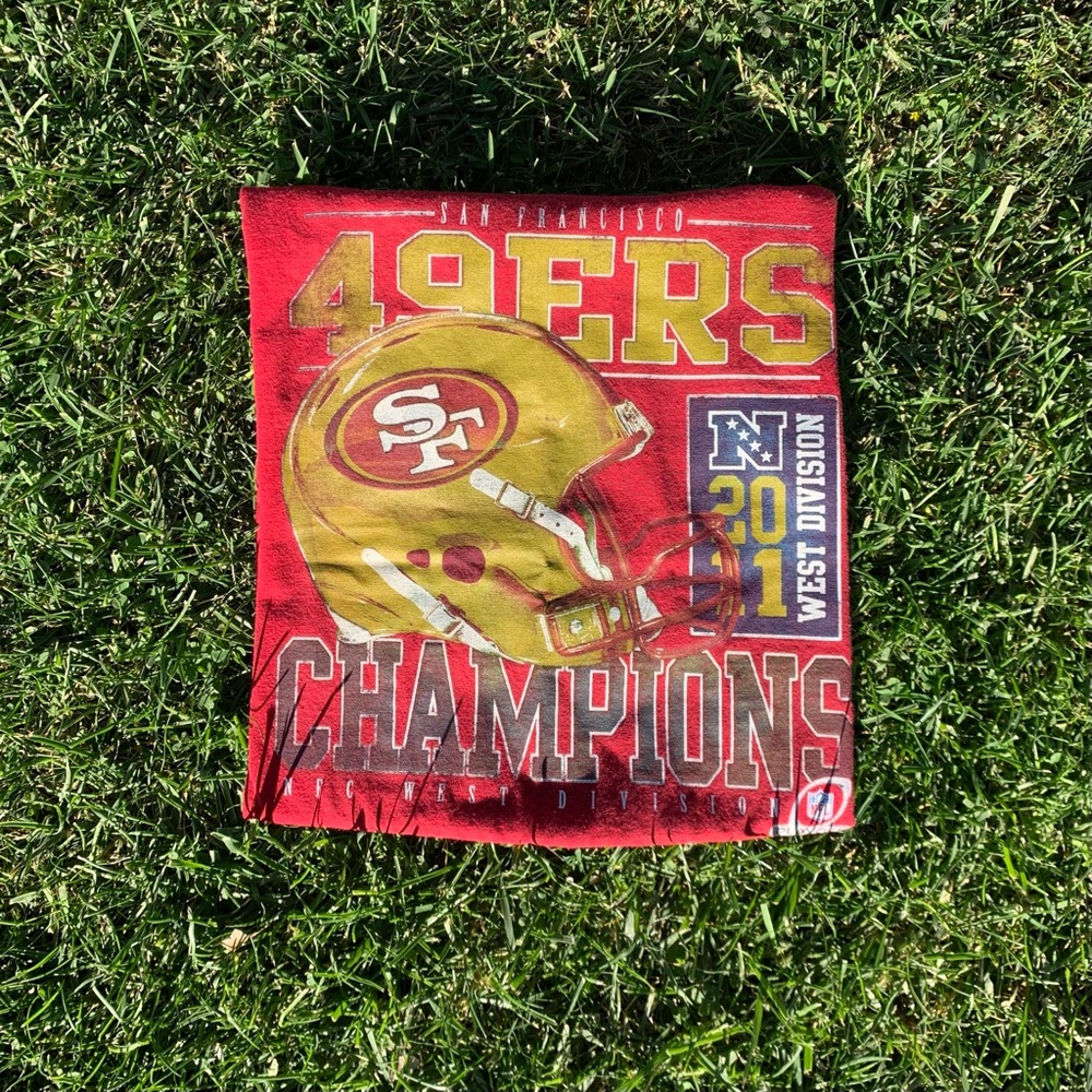 San Francisco M 49ers NFC West Division Champions Red Short sleeve t-shirt 2011